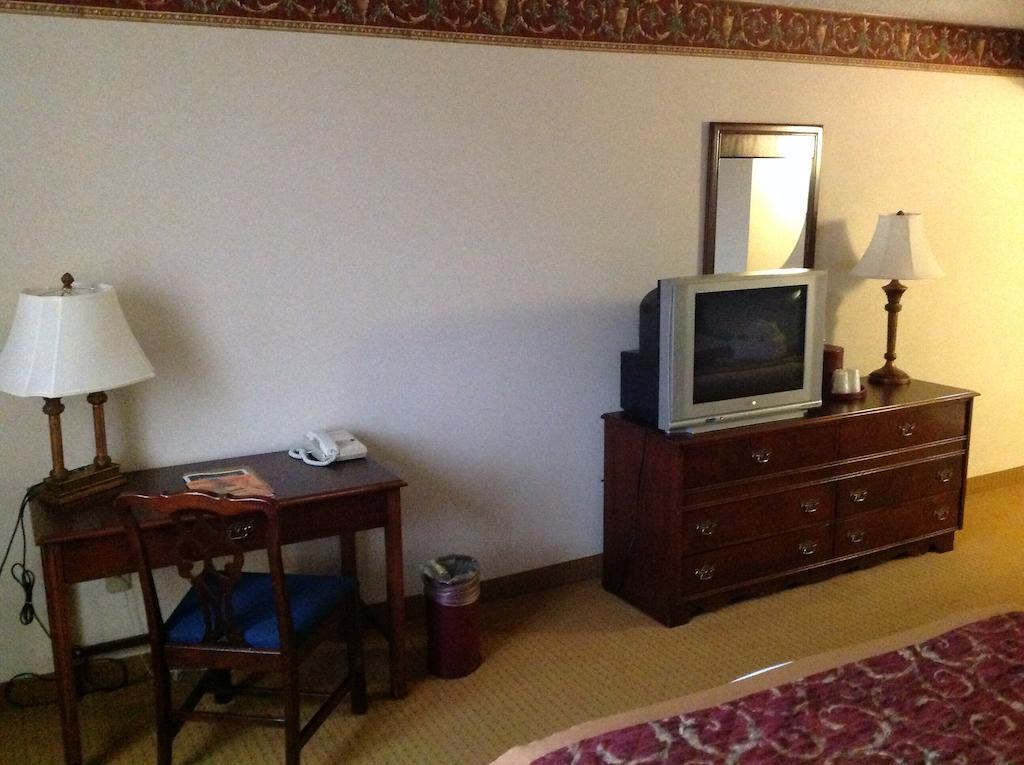Wyndham Garden Amarillo Hotel Room photo